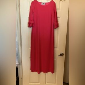 Dainty Jewell’s maxi dress. Size L.